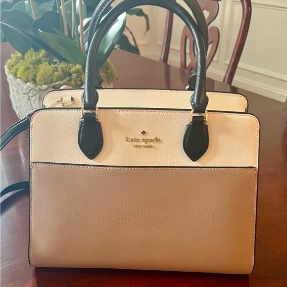 Kate Spade Cream and Black Women's Bag